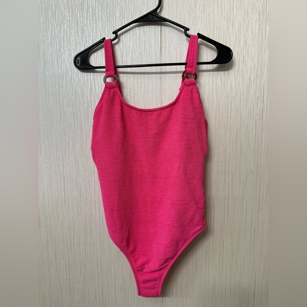 Shade and Shore Square Neck Pucker High Leg One Piece size medium 8-10‎